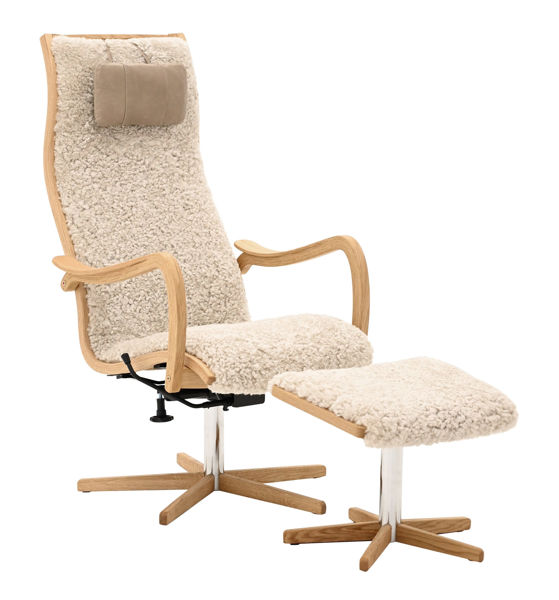 Bild på MUSSE Snurrfåtölj inkl pall fårskinn Moonlight/linneväv natur/Vintage taupe/oljad ek/krom/träfot PAKETPRIS *NY*